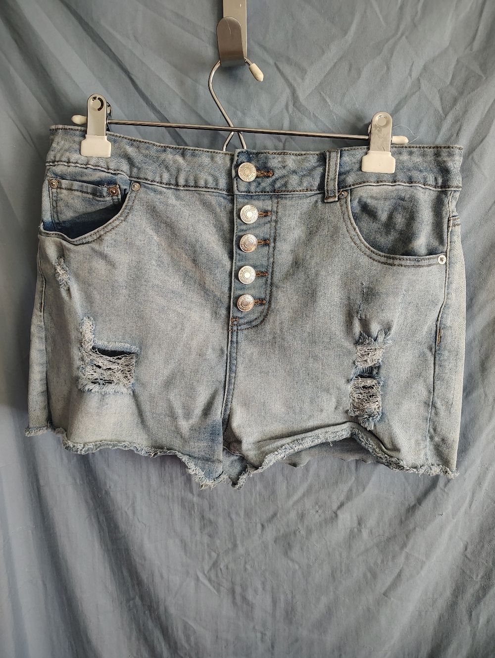 Forever 21 Plus Denim Shorts Women's 0x Light Wash High Rise Distressed Raw Hem
